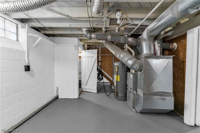 Building Photo - 12004 Mortimer Ave