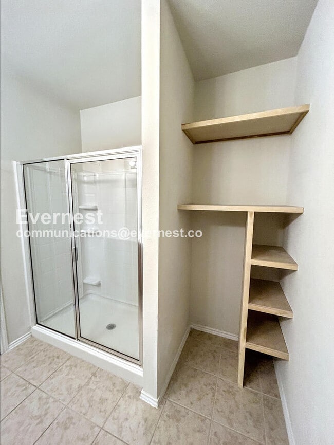 Building Photo - 108 Sierra Mar Lp