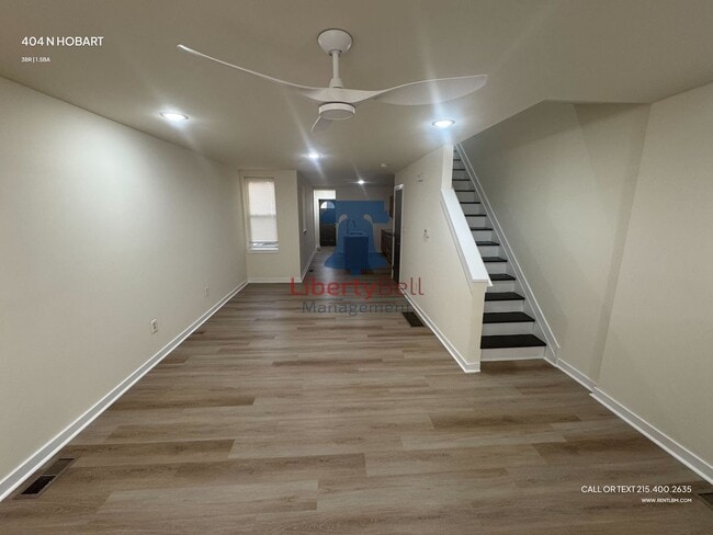 Building Photo - 404 N Hobart St