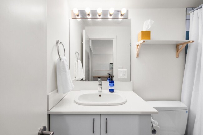 Building Photo - 6314 11th Ave NW