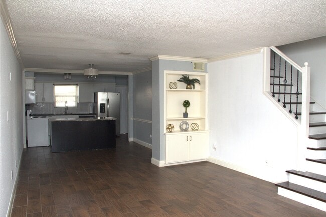 Building Photo - 2574 Marilee Ln