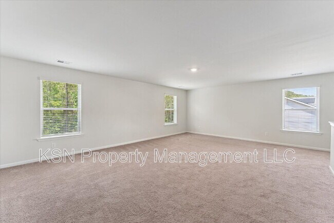 Building Photo - 238 Sage Fld Dr
