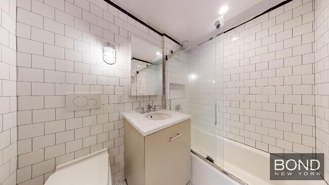 Building Photo - 23 Avenue B
