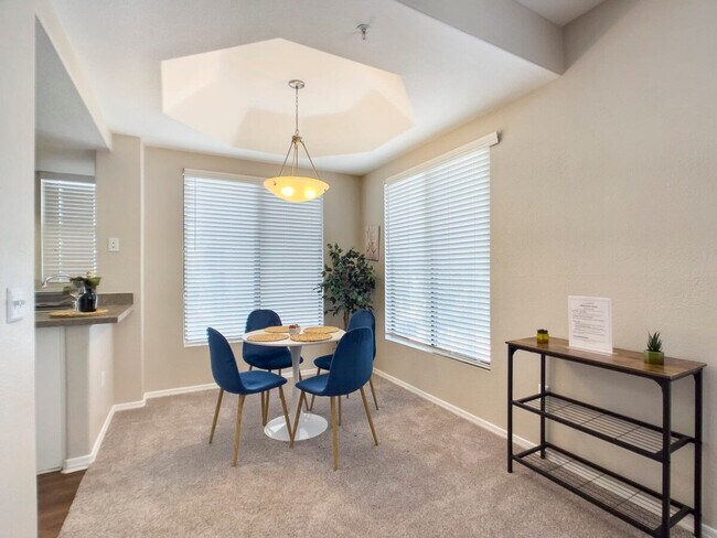 Building Photo - 14201 N 70th Way