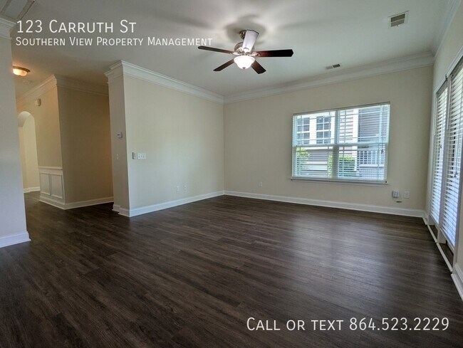 Building Photo - 123 Carruth St