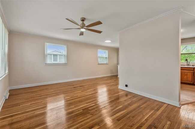 Building Photo - 637 Karess Dr