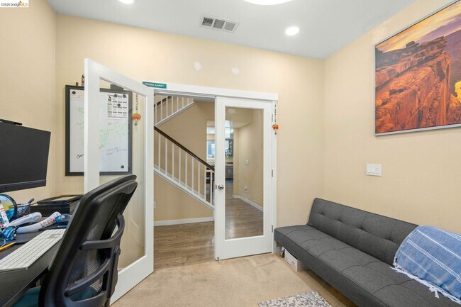 Building Photo - 339 Emory Ct