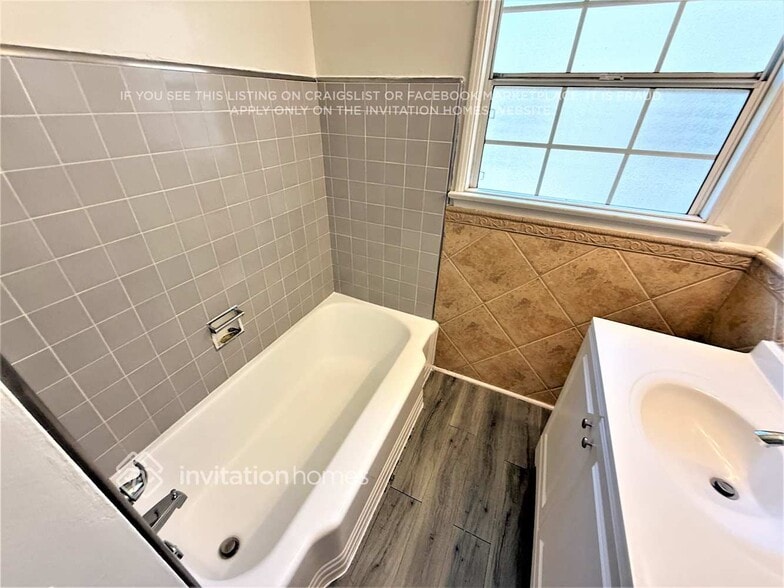 Building Photo - 13107 Ruthelen St