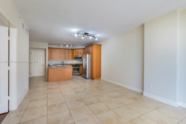 Building Photo - 55 Merrick Way