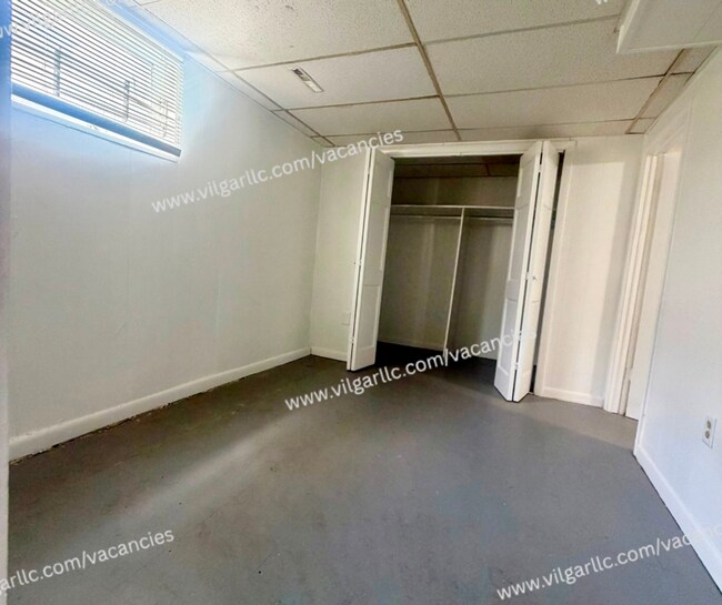 Building Photo - Newly updated 5 Bedrooms, 2- Bathroom Home