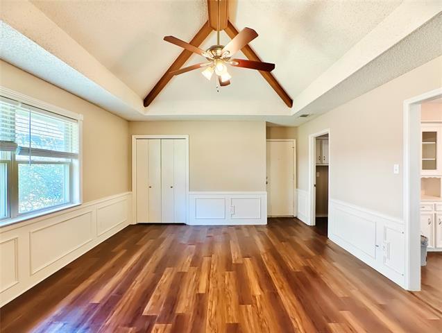 Building Photo - 2103 Marin