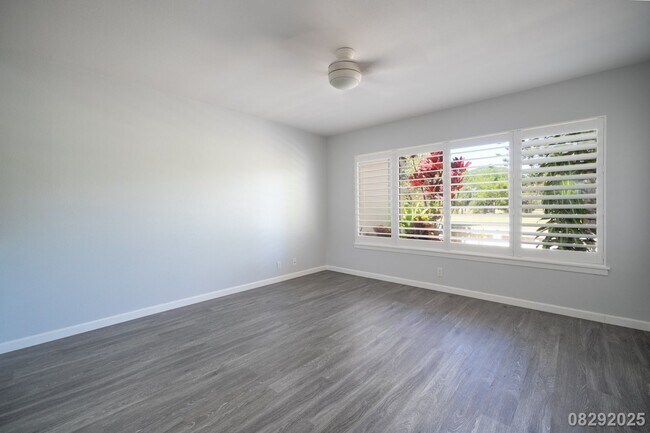 Building Photo - Spacious 3BR/2.5BA Mililani Townhome – $4,...