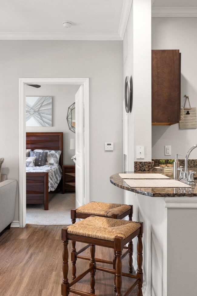 Building Photo - 5511 Pecan Spgs Rd