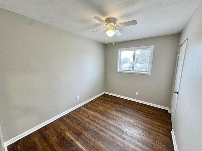 Building Photo - 735 Ledbetter Ave