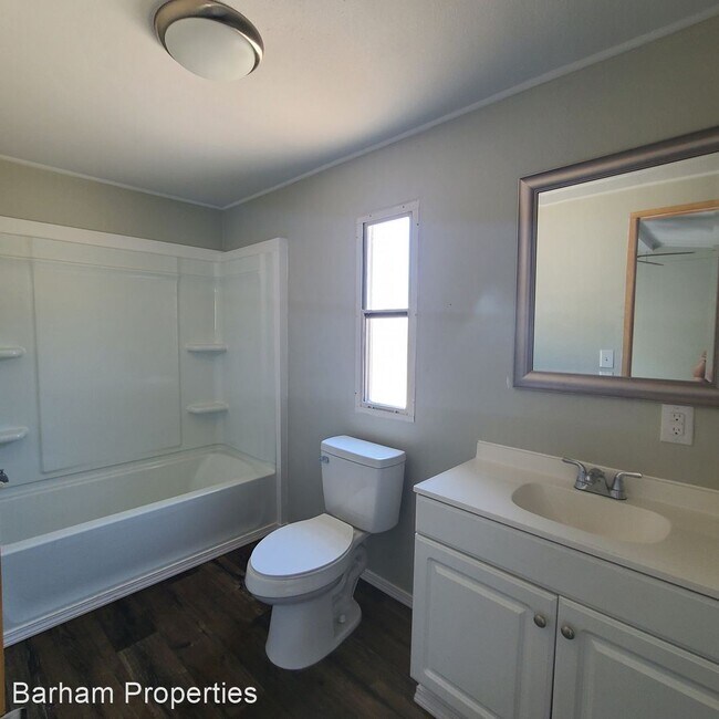 Building Photo - 2 br, 2 bath House - 246 Circle Park Dr.