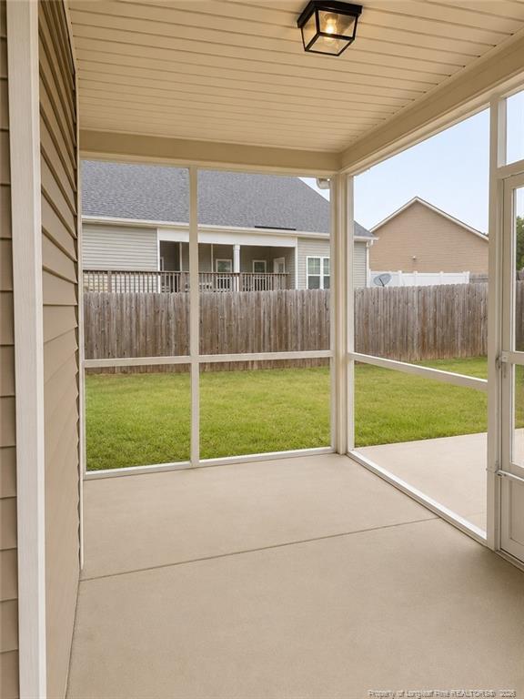 Building Photo - 2502 Clear Pines Ct