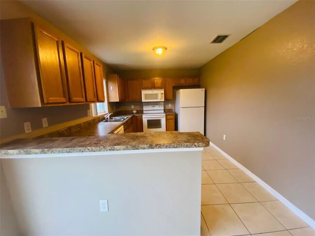 Building Photo - 502 Albatross Dr
