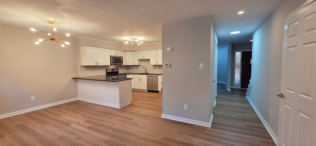 Building Photo - 620 Jaeger Ct