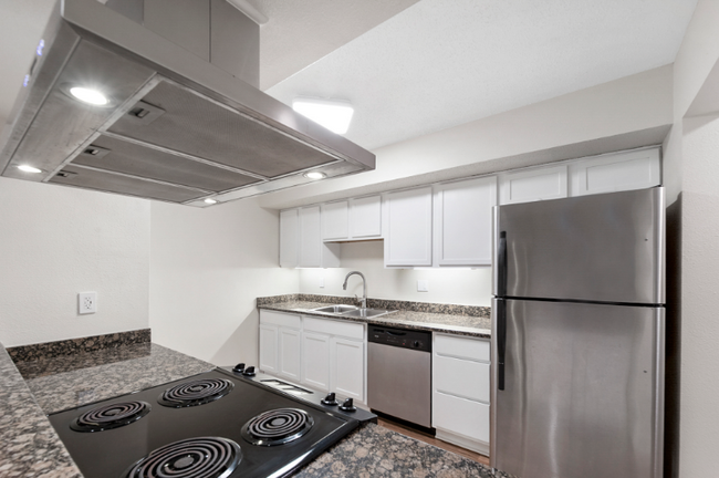 Building Photo - 350 Atalin St