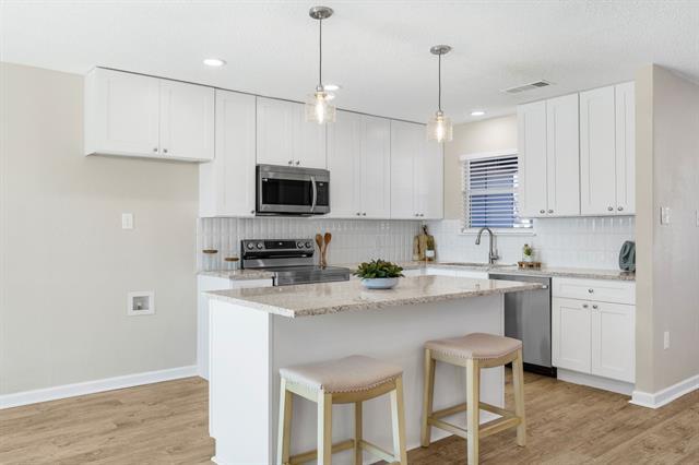 Building Photo - 714 Pleasant Valley Rd