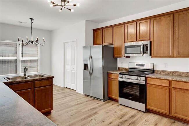 Building Photo - 315 Alcovy Way