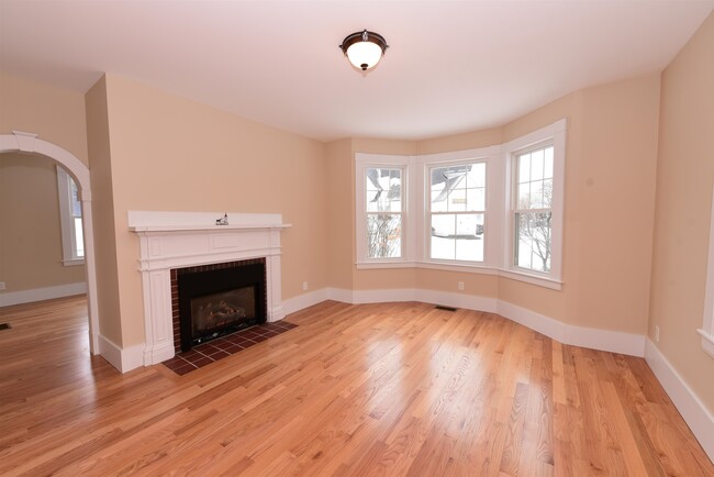 Building Photo - 2535 White Mountain Hwy