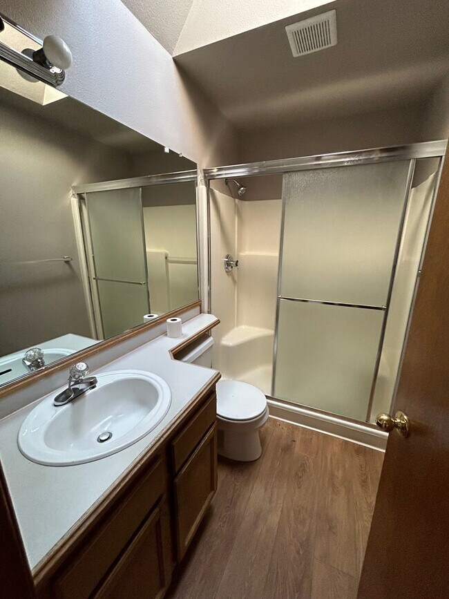 Building Photo - POTK0084 A,B,C,D