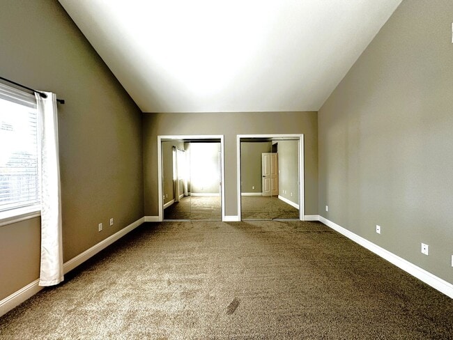 Building Photo - 1513 Mary Pl