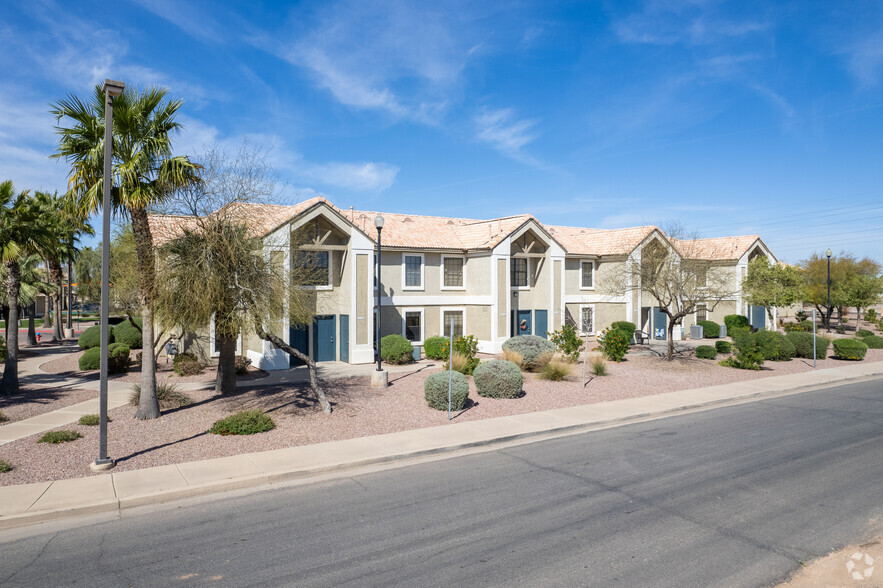 Building Photo - Cottonwood Crossing