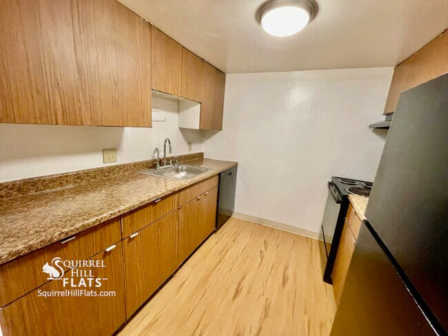 Building Photo - 6350 Forward Ave