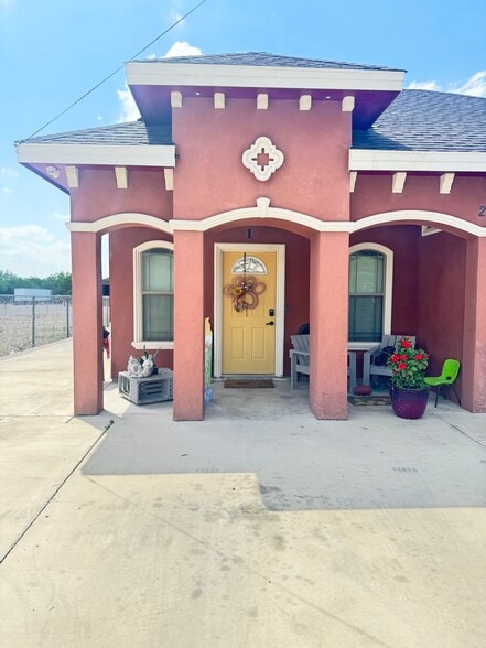 Primary Photo - 269 Salinas Ave