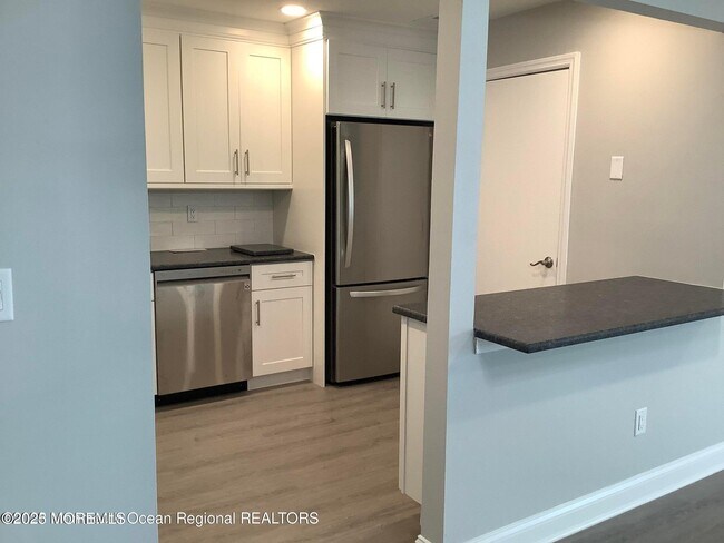 Building Photo - 506 Harding Rd