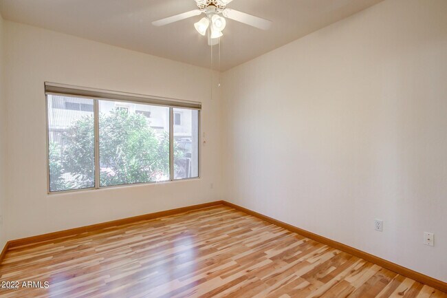 Building Photo - 11260 N 92nd St