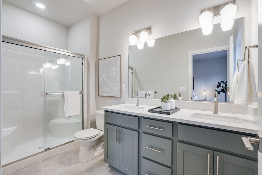 Building Photo - 16915 SW 132nd Ter