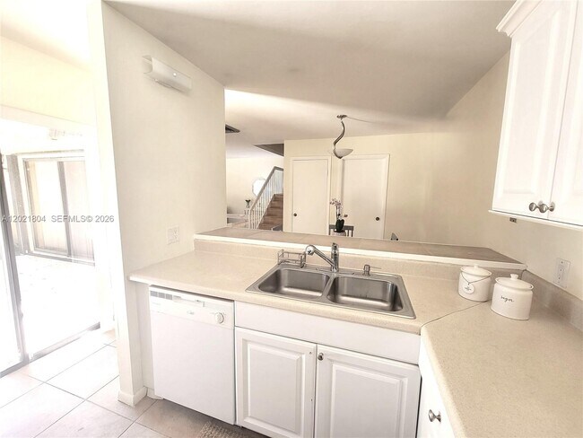 Building Photo - 3227 32nd Way
