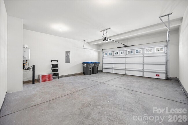 Building Photo - 541 Mahogany Rd