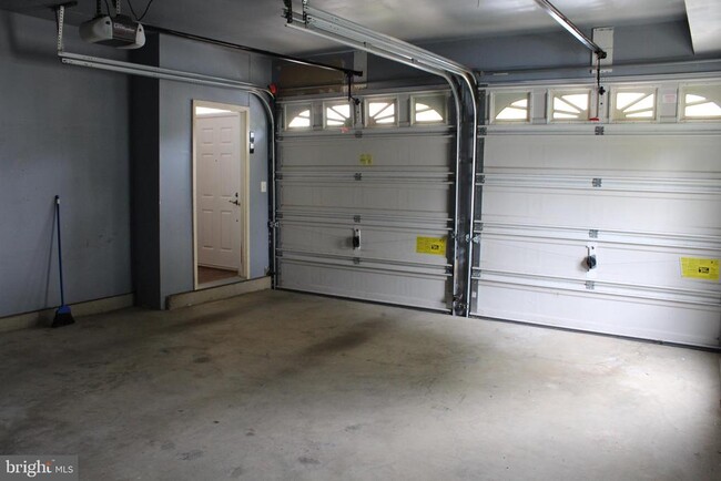 Building Photo - 4201 Timber Meadow Dr