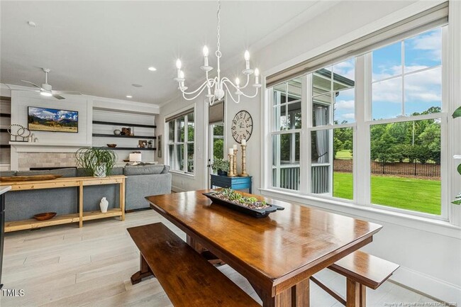 Building Photo - 2098 Amalfi Pl