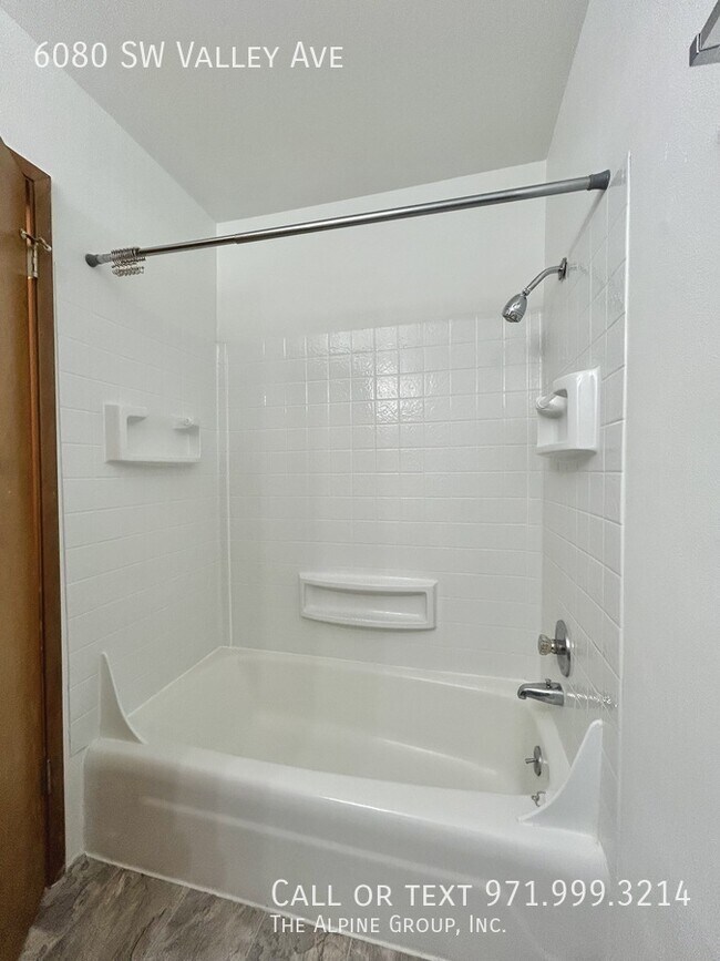 Building Photo - 6080 SW Valley Ave