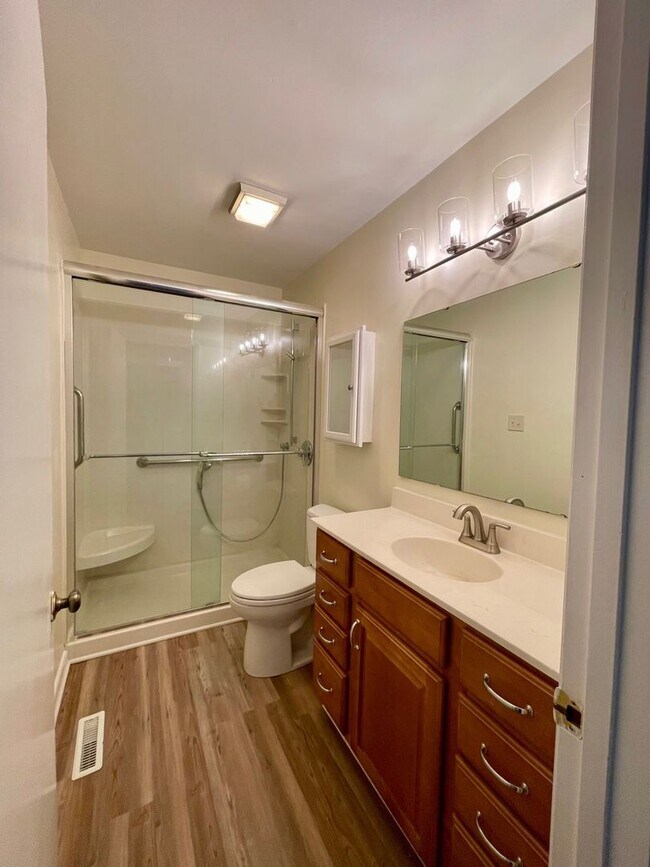 Building Photo - A Beautiful Updated End Unit Townhouse in Coventry, with 2 bedrooms on the first floor. Right nex...