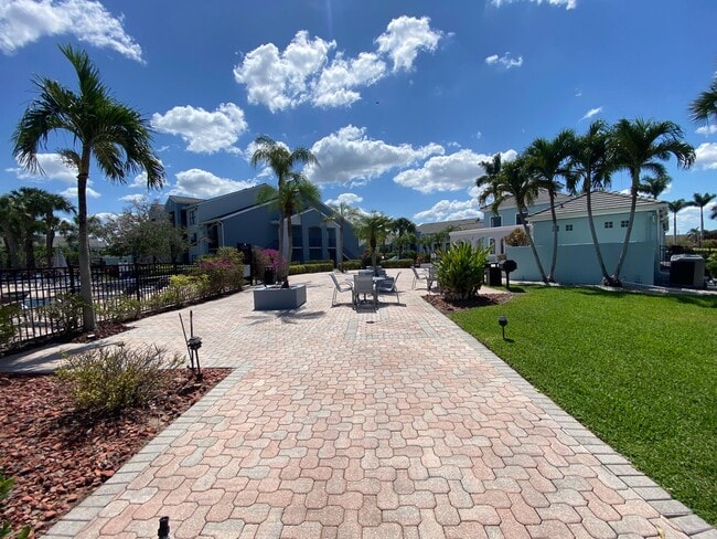 Building Photo - 13525 Eagle Ridge Dr