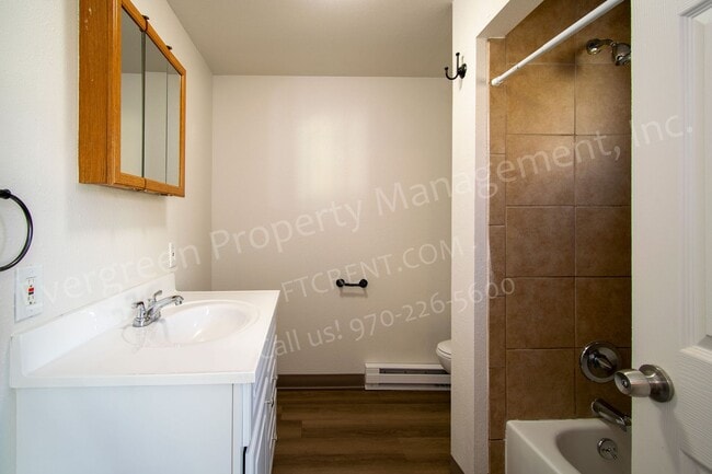 Building Photo - 161 S Lincoln Ave