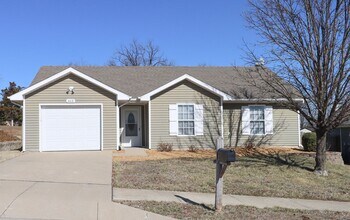 Building Photo - 3-Bedroom Ranch Home on Quiet Cul-de-Sac