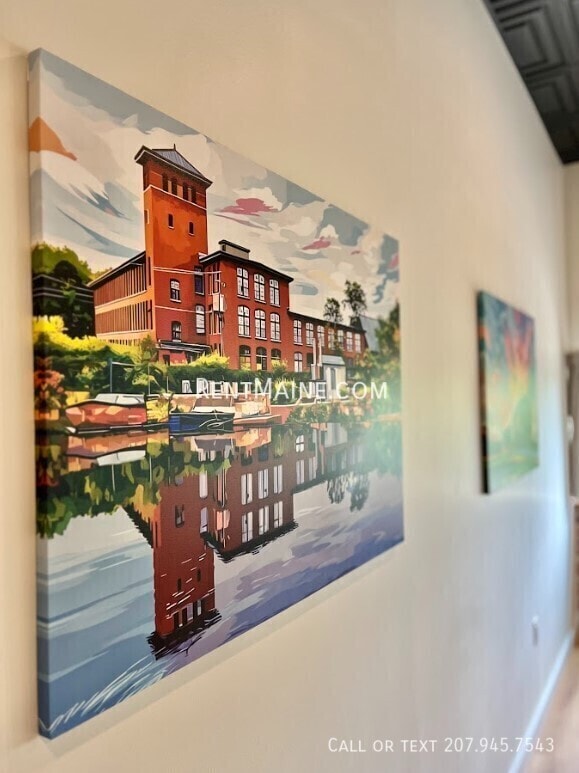 Building Photo - 113 N Lancey St