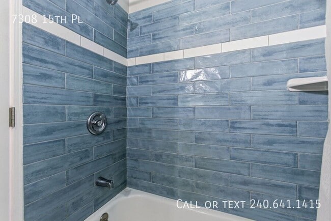 Building Photo - 7308 15th Pl