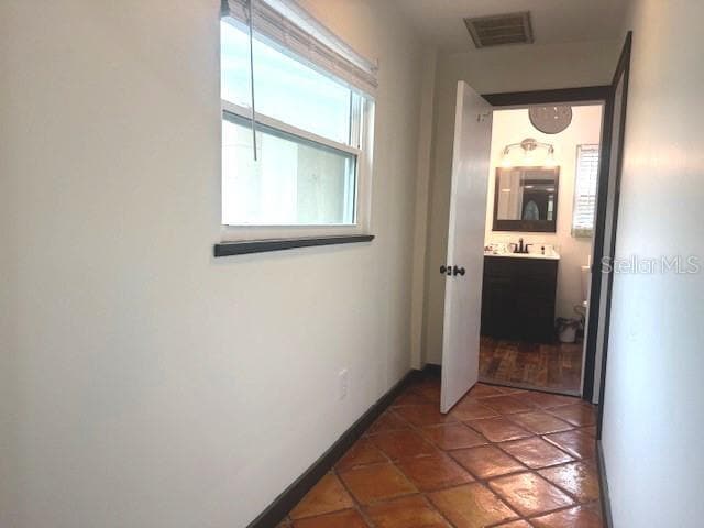 Building Photo - 14472 Valentine Dr