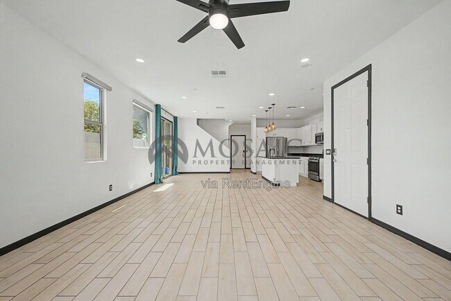 Building Photo - 8317 E Impala Ave