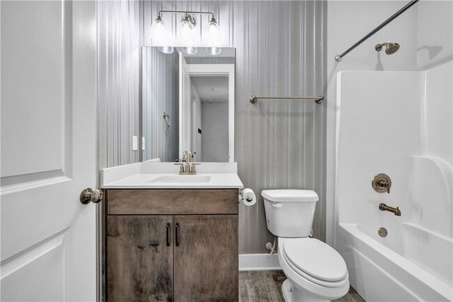 Building Photo - 267 Castleberry Station Dr SW