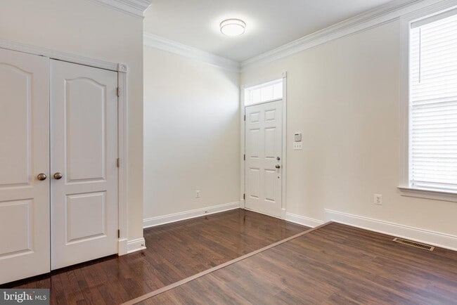Building Photo - 7757 Crystal Brook Way