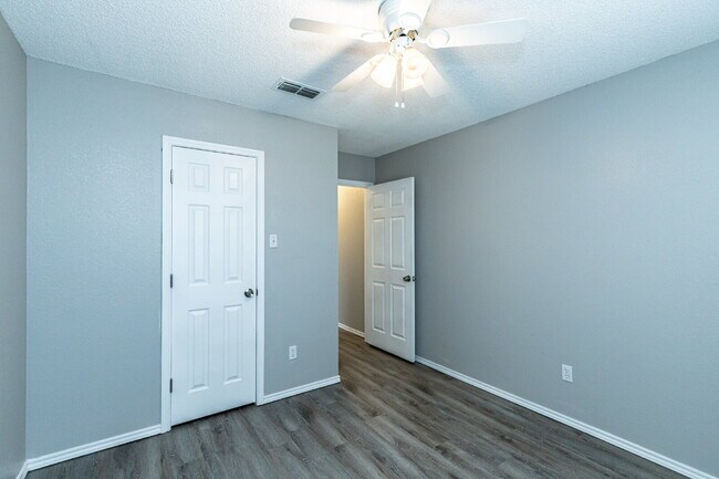 Building Photo - Stylish Finishes and a Spacious Backyard in South Lubbock